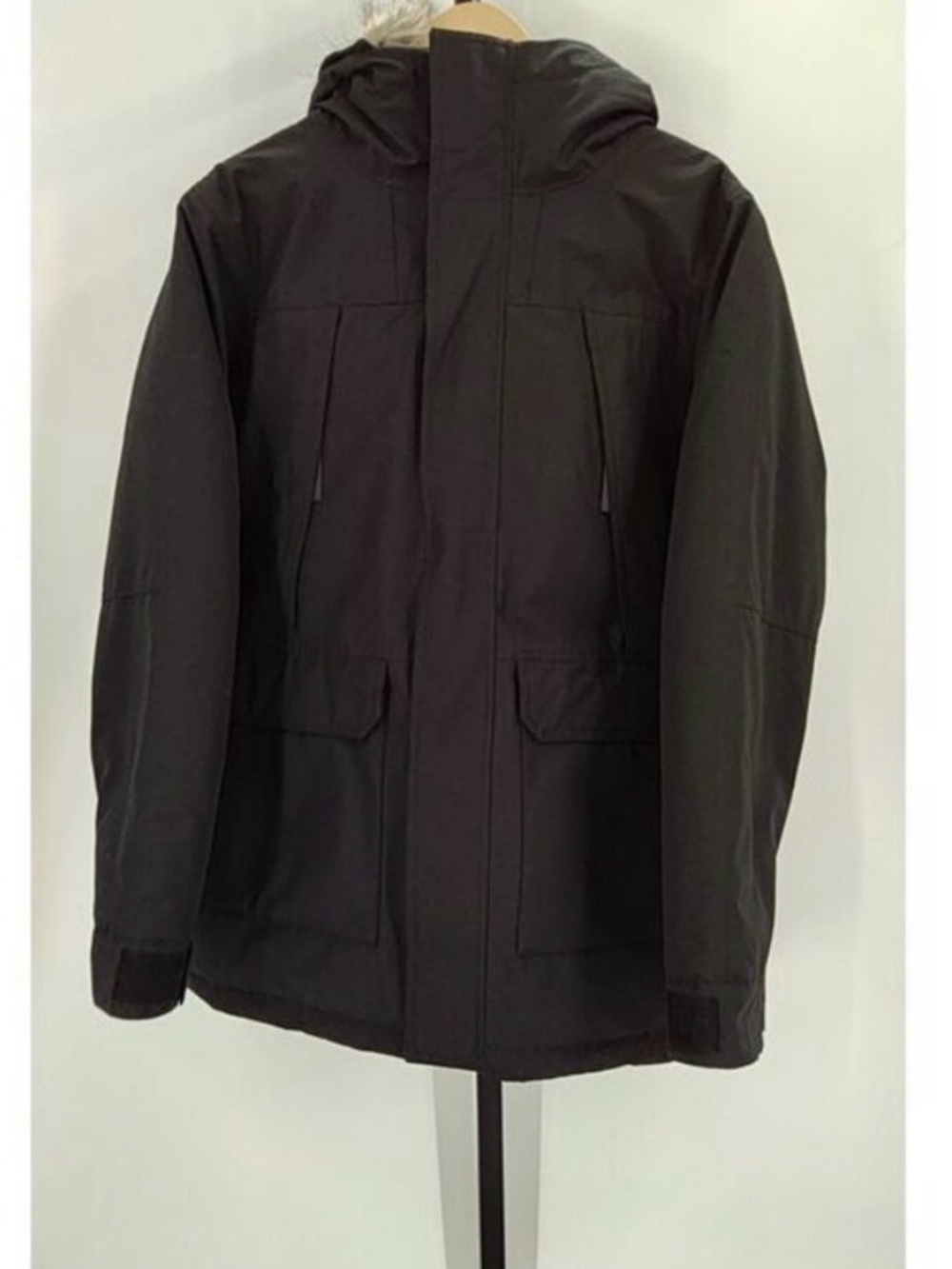 Quince Women’s Black Parka Jacket with Faux Fur Hood - Picture 2 of 3